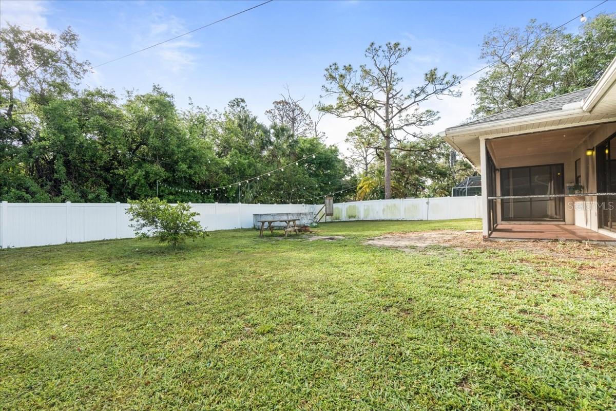 Image 32 of 37 For 2272 Palomar Street