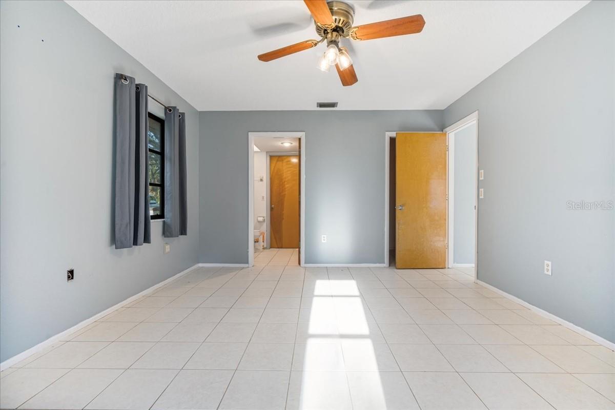 Image 6 of 37 For 2272 Palomar Street