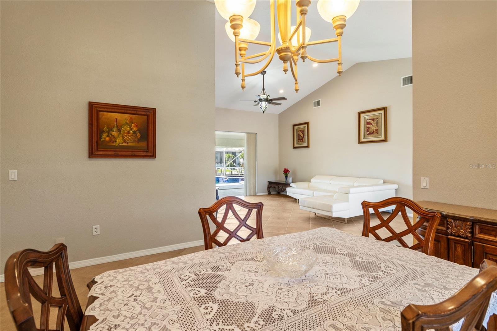Image 15 of 69 For 2817 La Mancha Court