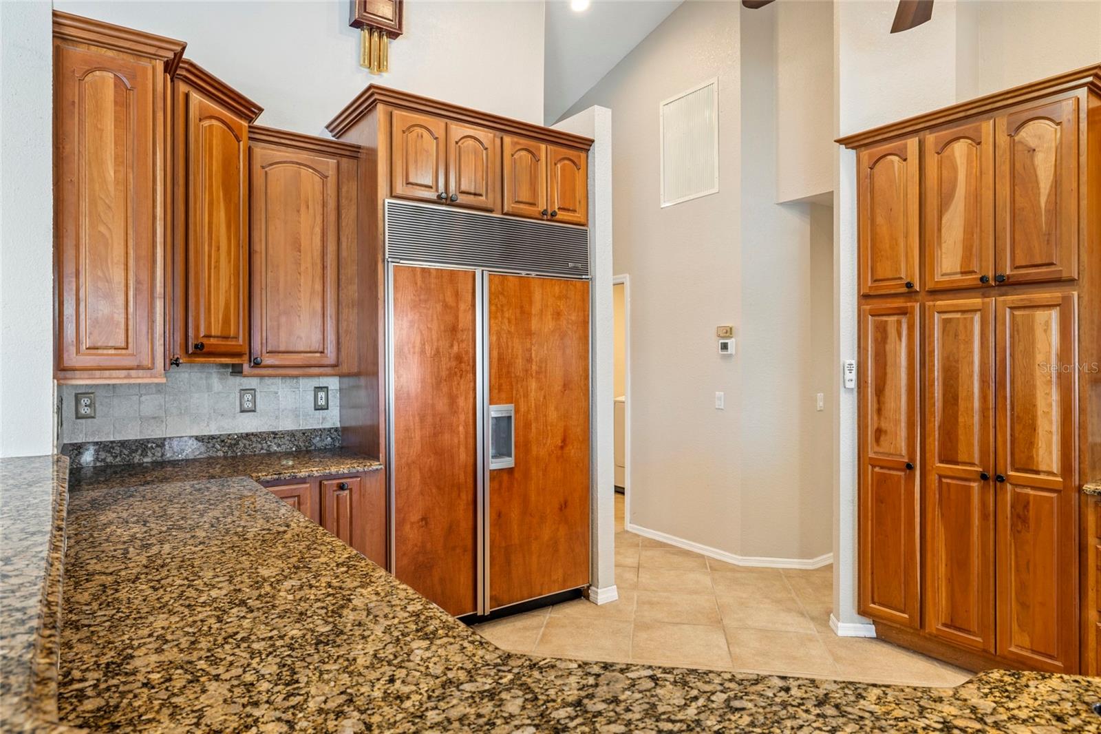 Image 24 of 69 For 2817 La Mancha Court