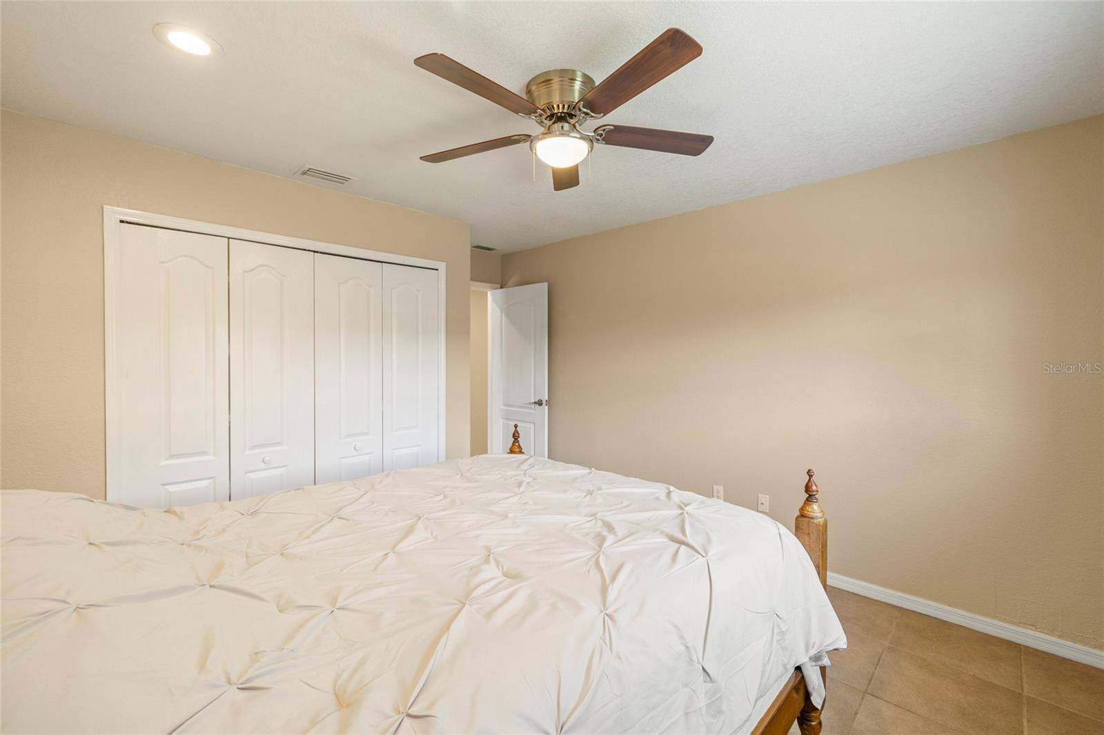 Image 41 of 69 For 2817 La Mancha Court