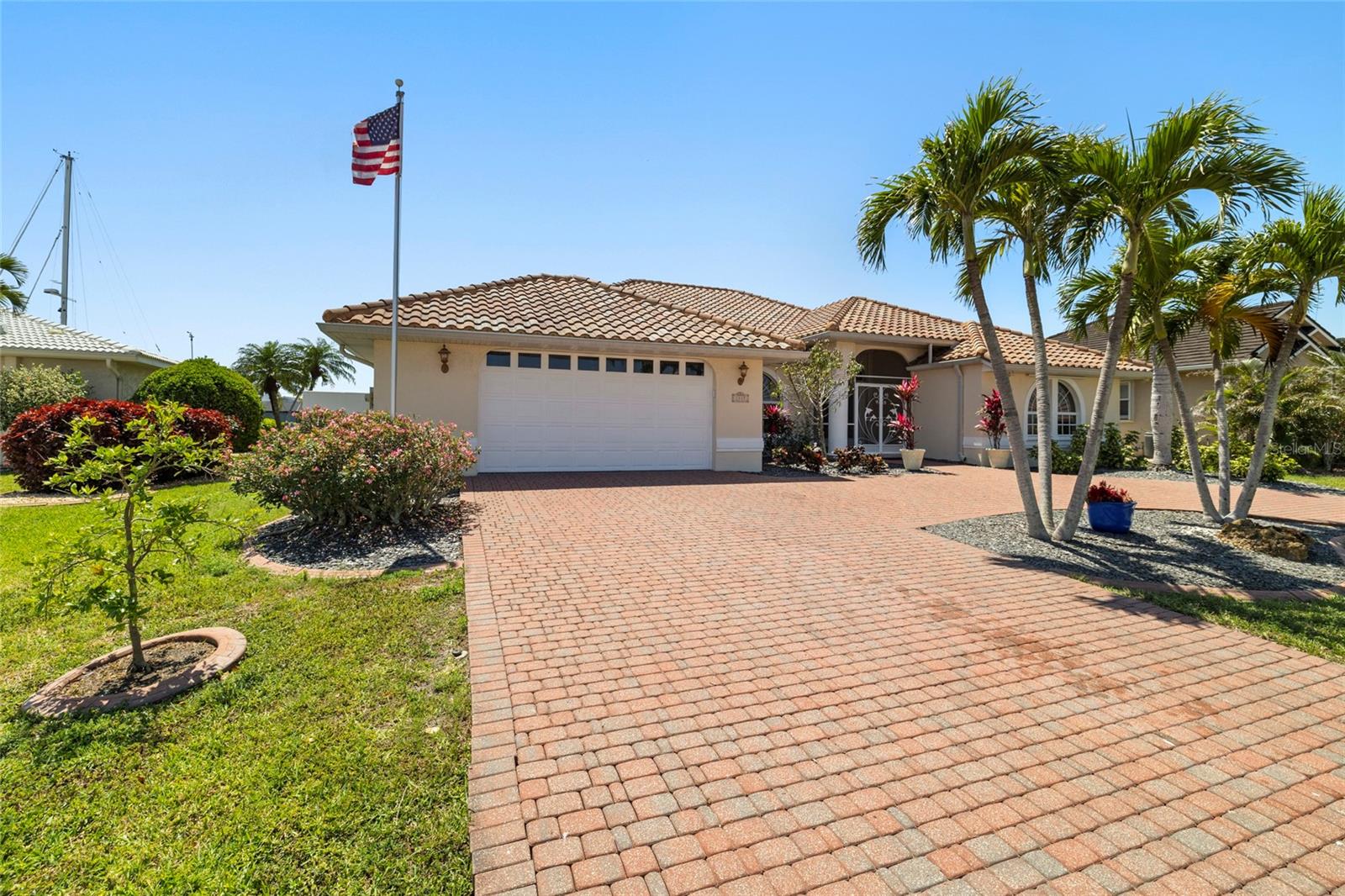 Image 6 of 69 For 2817 La Mancha Court