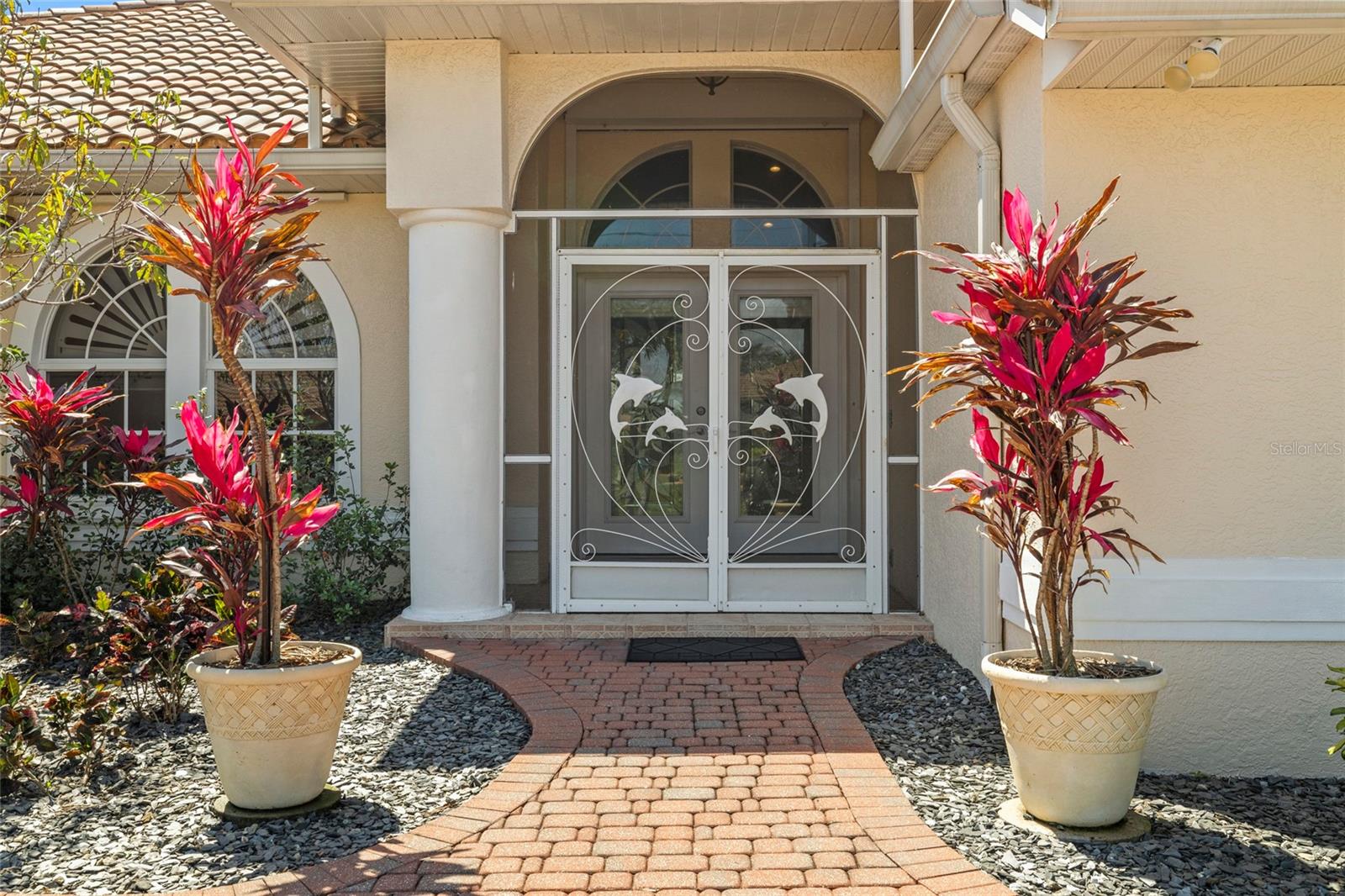 Image 8 of 69 For 2817 La Mancha Court