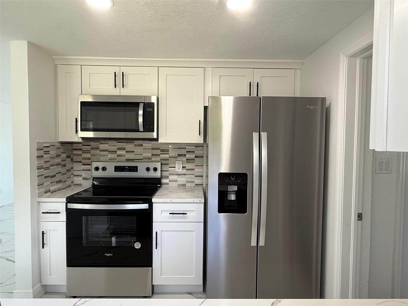 Image 11 of 28 For 2919 Bayshore Gardens Parkway