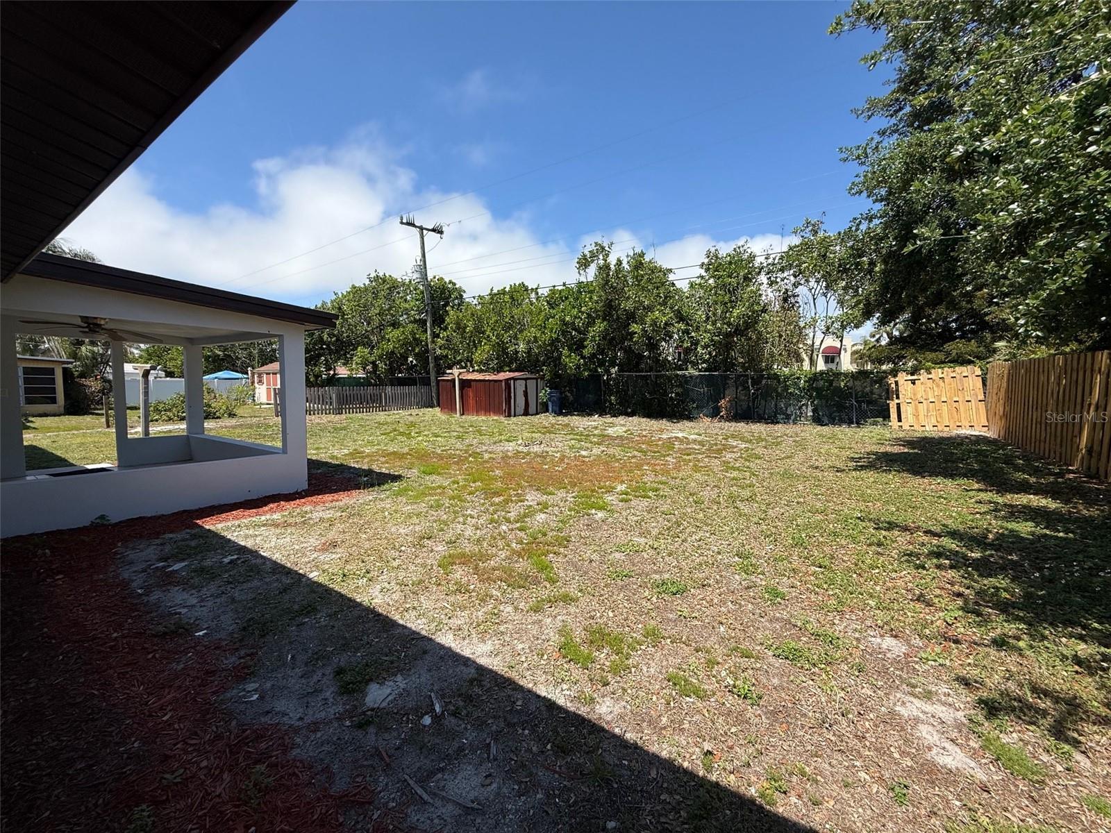Image 24 of 28 For 2919 Bayshore Gardens Parkway