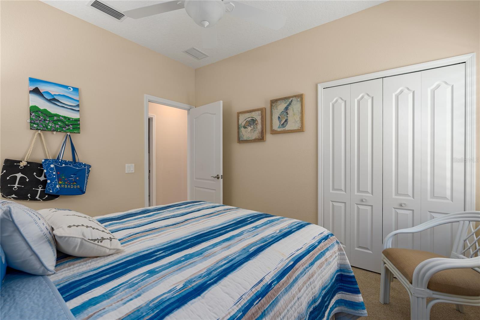 Image 23 of 41 For 11021 Blue Magnolia Lane