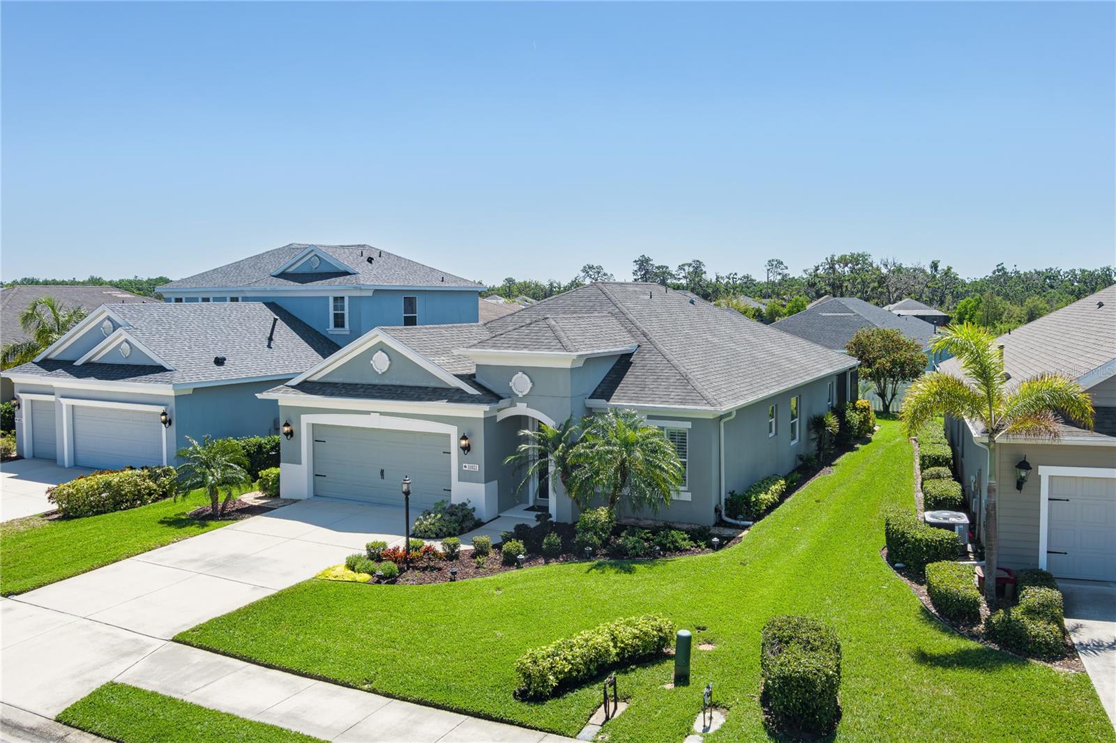 Image 6 of 41 For 11021 Blue Magnolia Lane