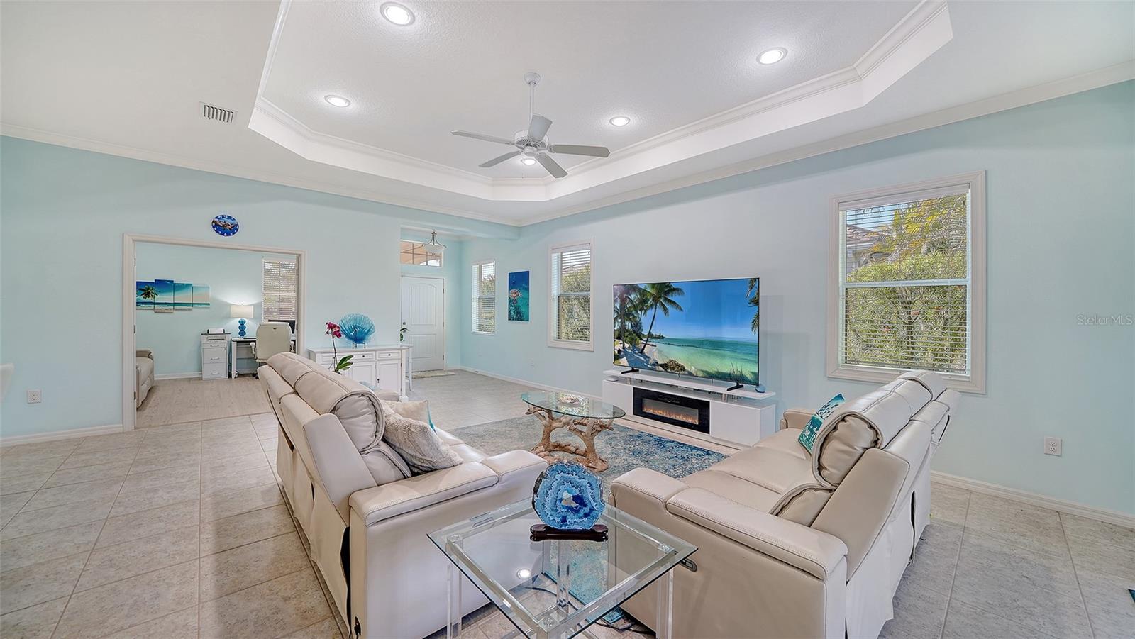 Image 11 of 87 For 21287 Sandal Foot Drive