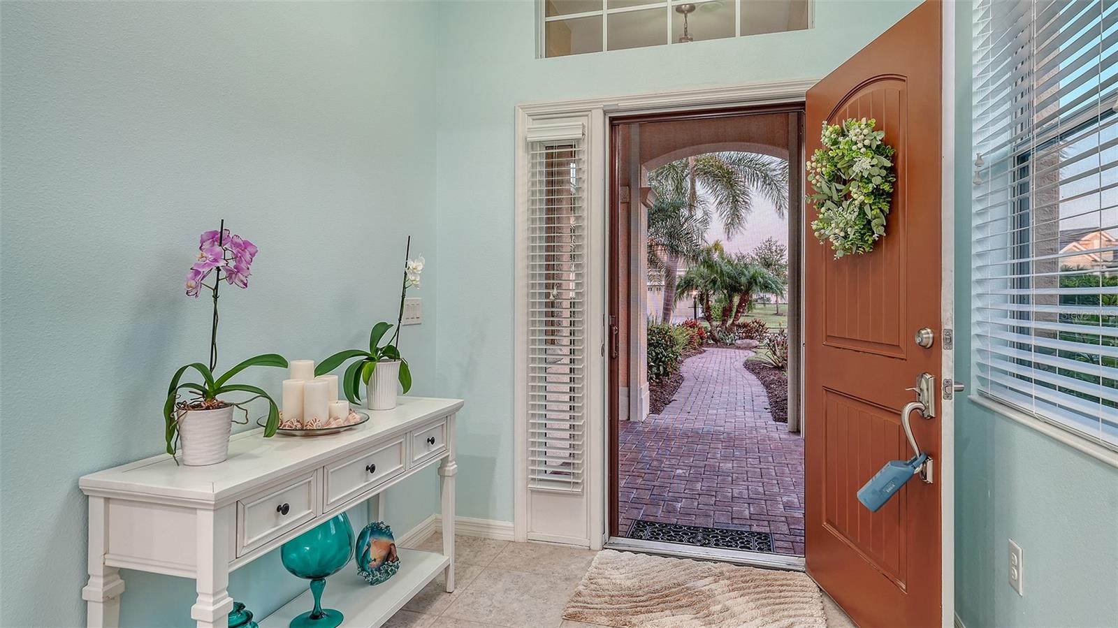 Image 4 of 87 For 21287 Sandal Foot Drive