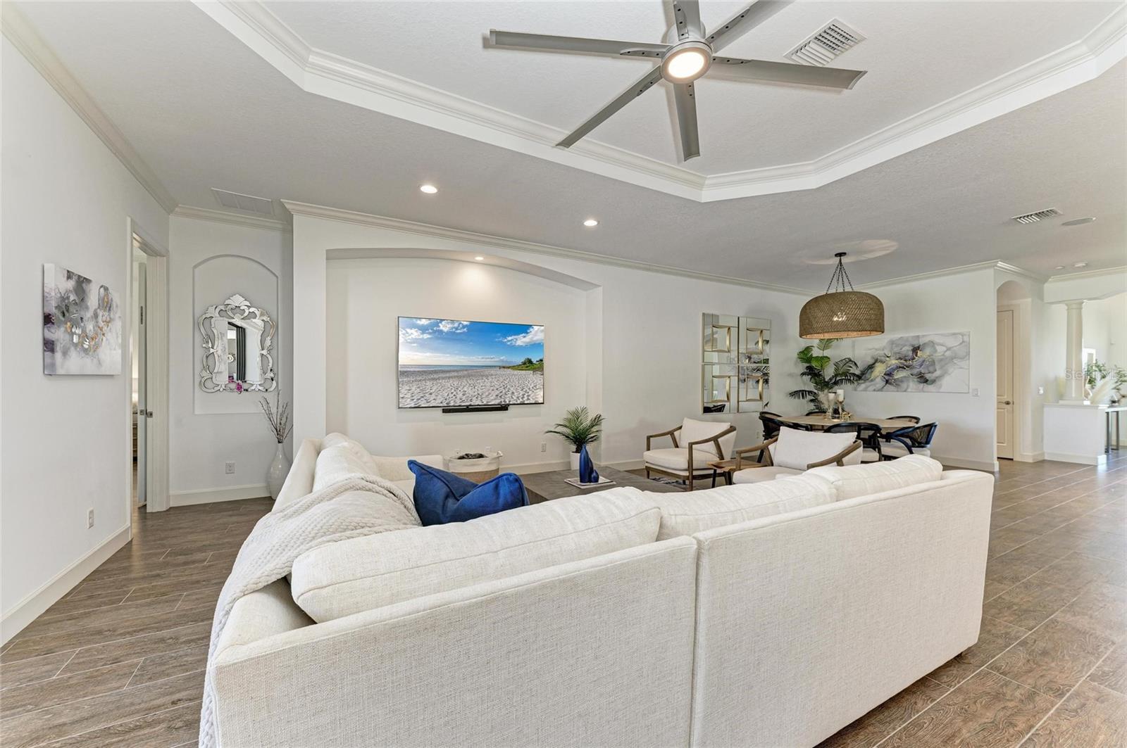 Image 12 of 90 For 4607 Benito Court