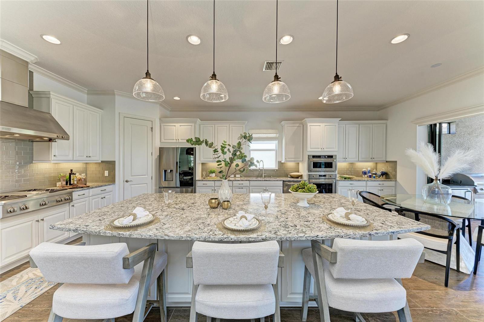 Image 17 of 90 For 4607 Benito Court