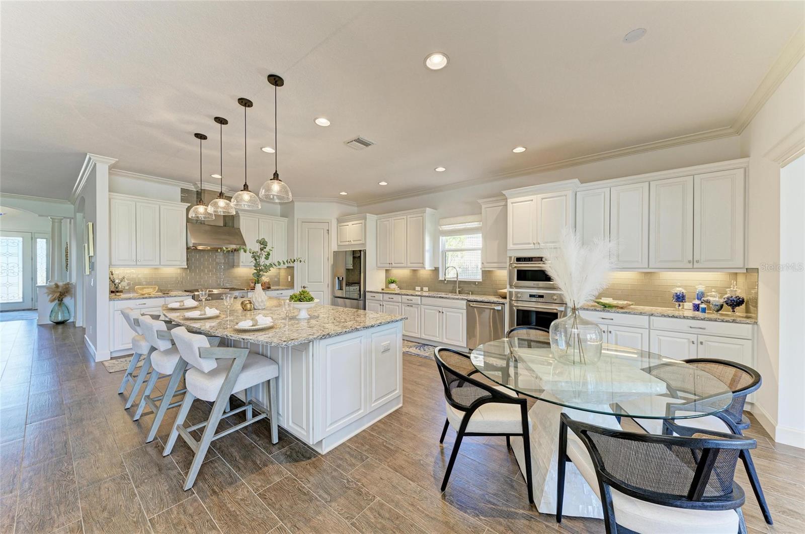 Image 18 of 90 For 4607 Benito Court