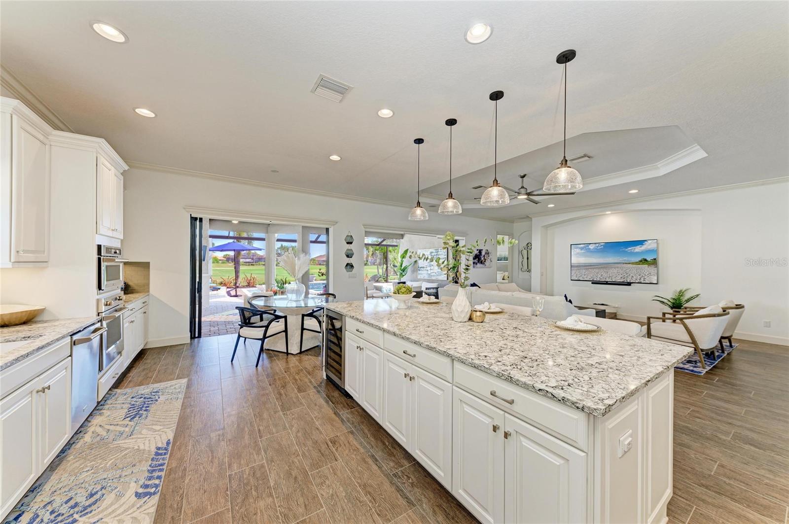 Image 24 of 90 For 4607 Benito Court