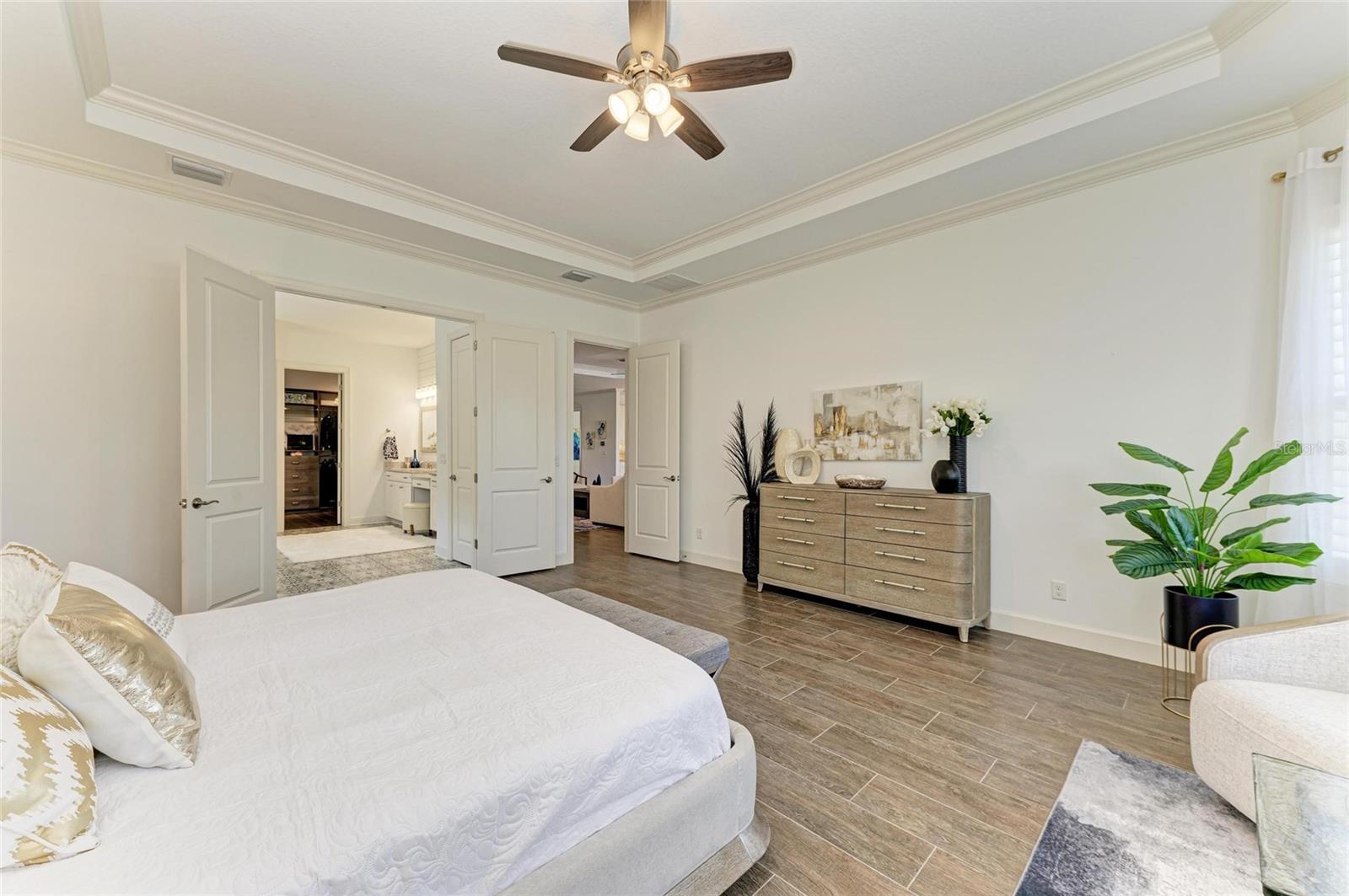 Image 27 of 90 For 4607 Benito Court