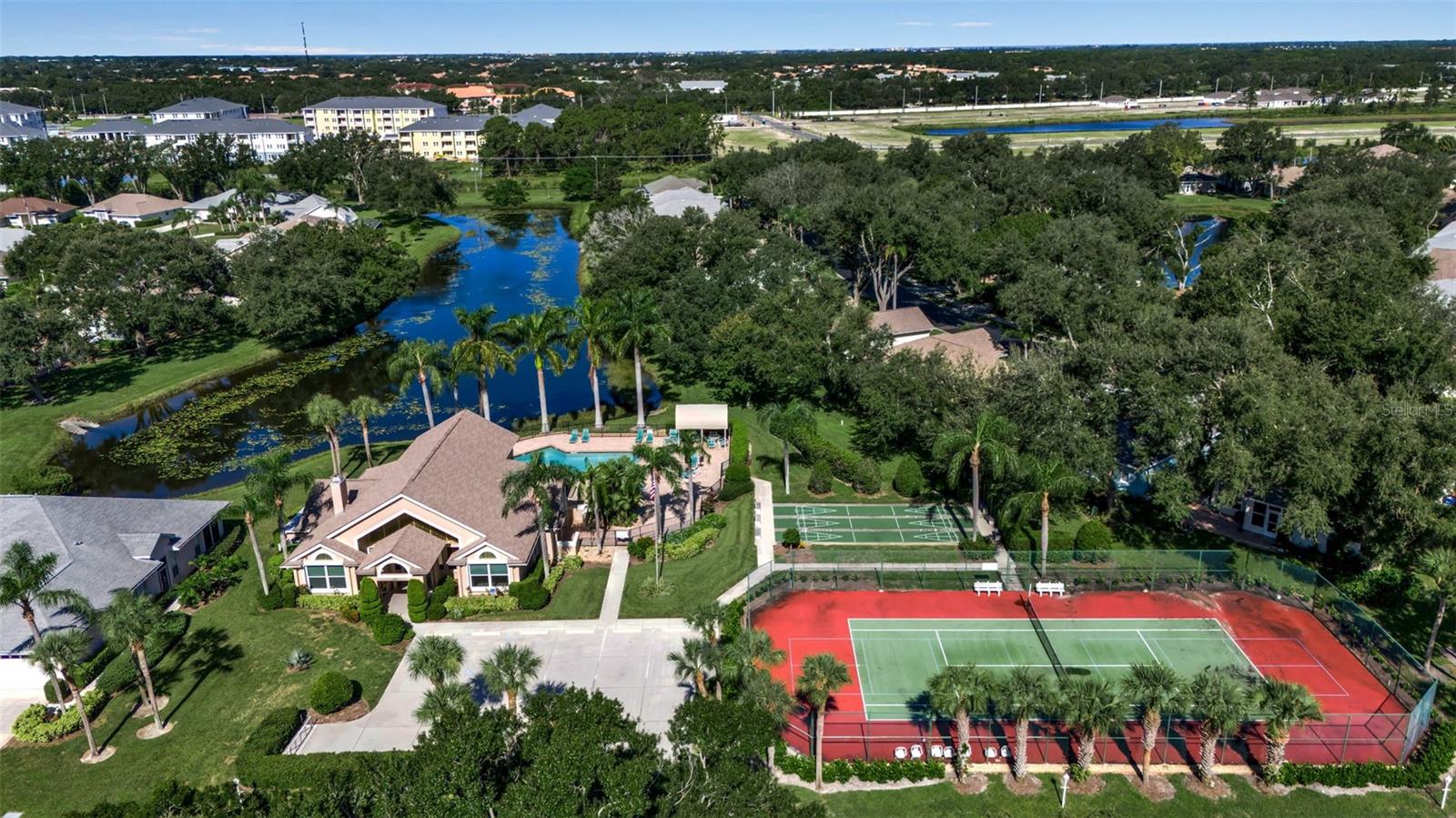 Image 15 of 74 For 519 Catalina Isles Circle