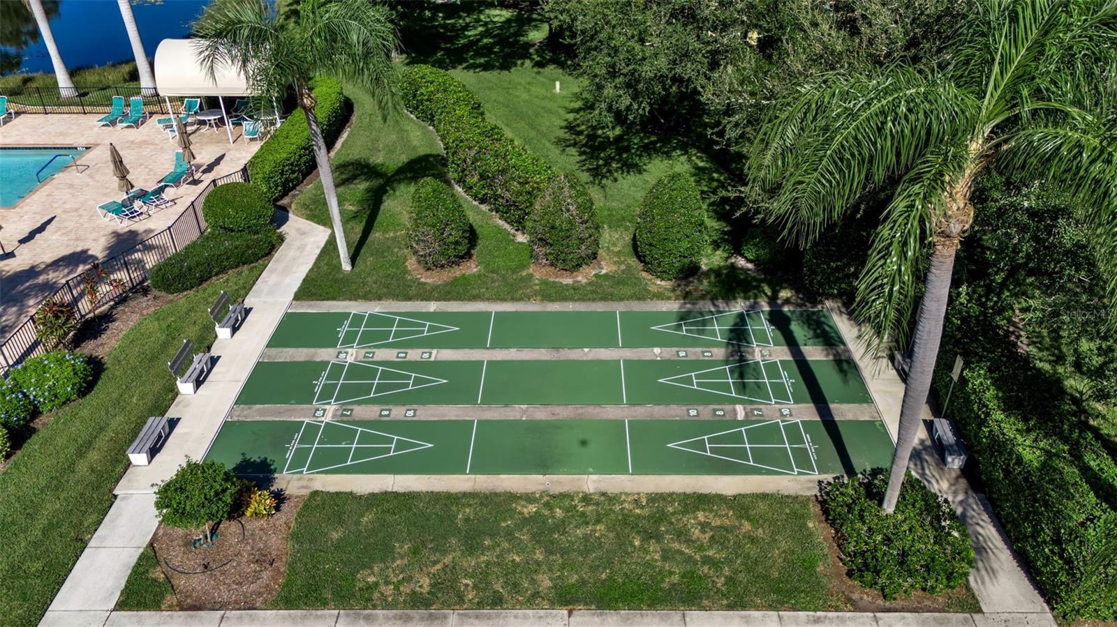 Image 16 of 74 For 519 Catalina Isles Circle