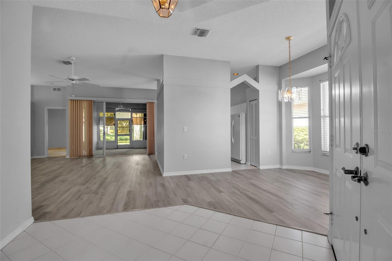 Image 30 of 74 For 519 Catalina Isles Circle