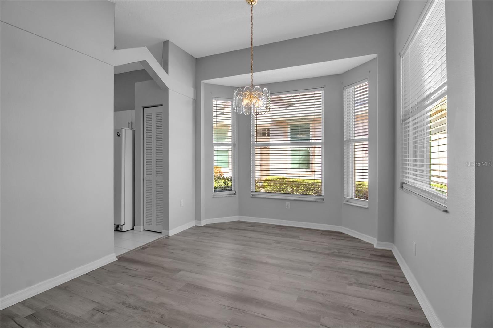 Image 32 of 74 For 519 Catalina Isles Circle