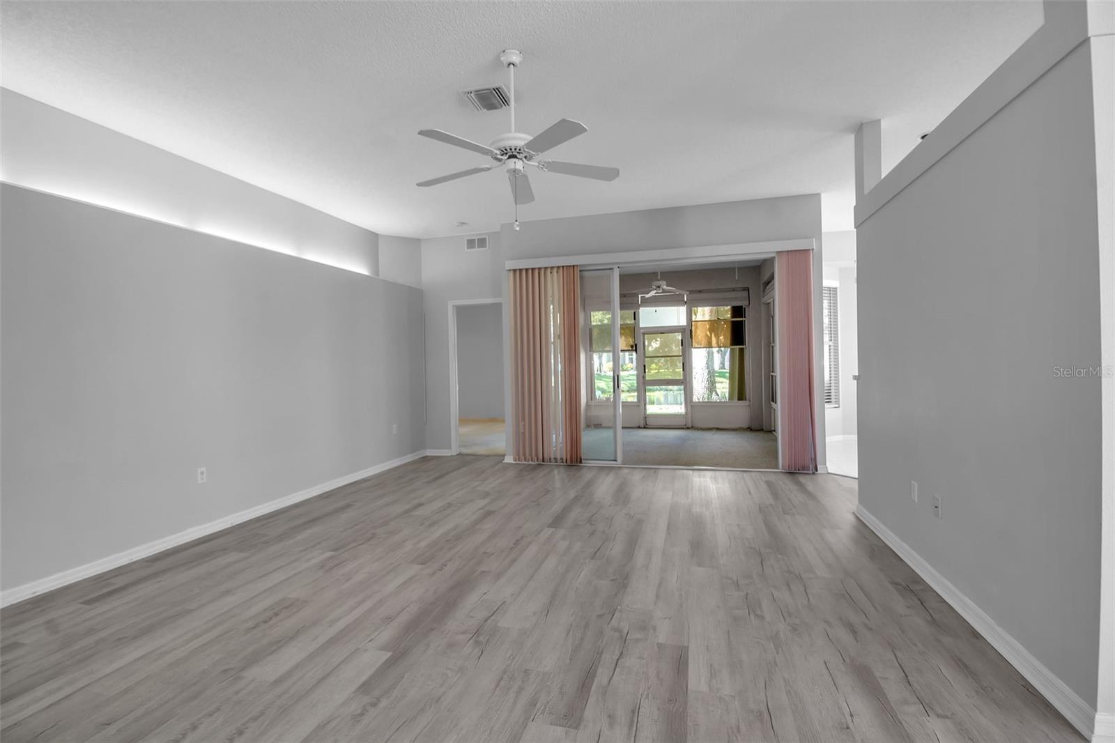 Image 35 of 74 For 519 Catalina Isles Circle