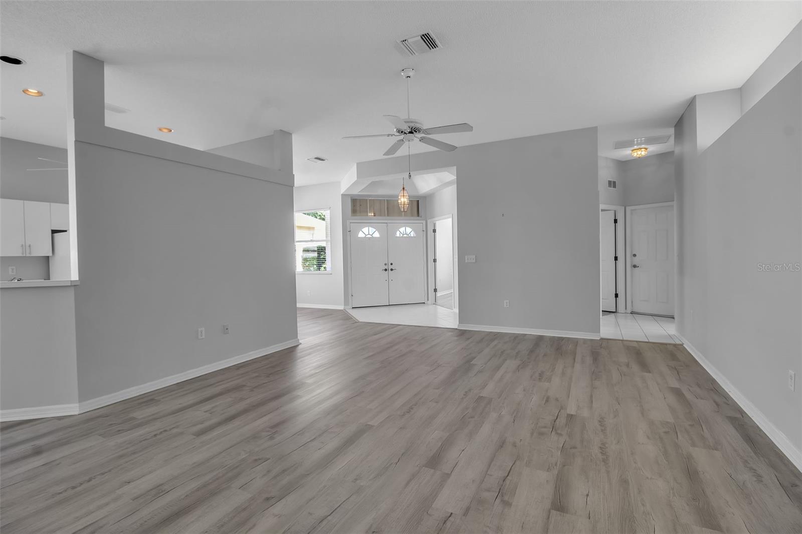 Image 37 of 74 For 519 Catalina Isles Circle