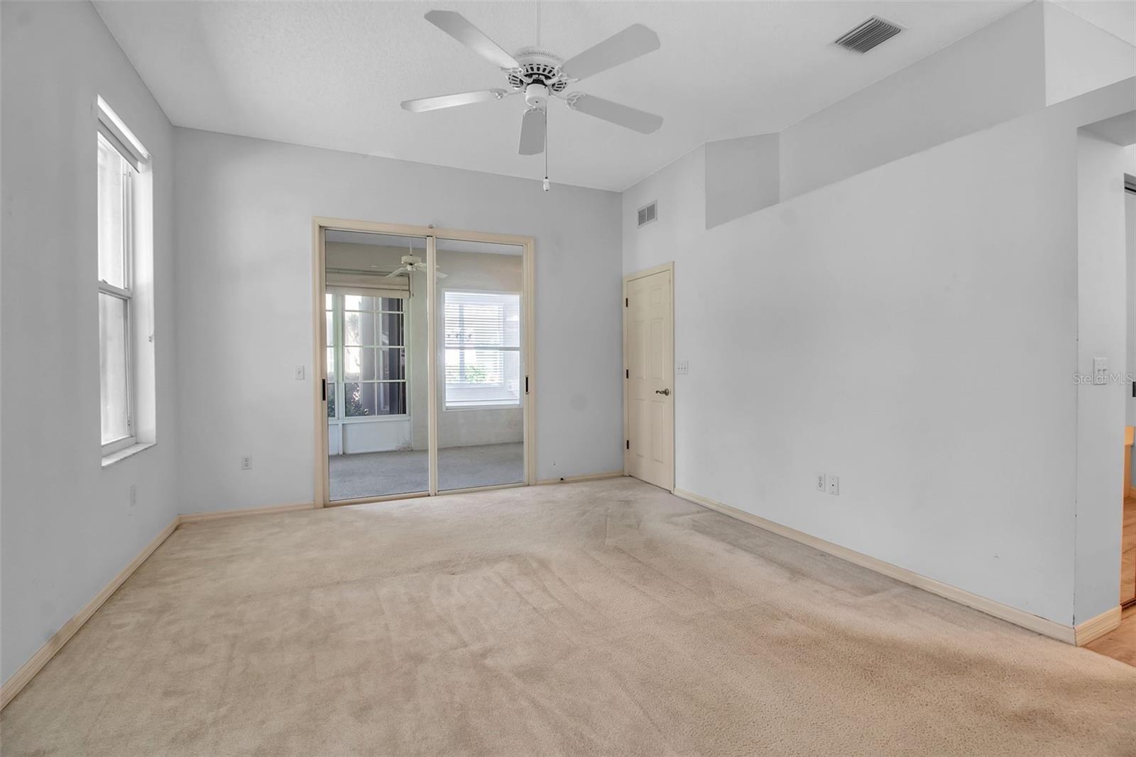 Image 53 of 74 For 519 Catalina Isles Circle