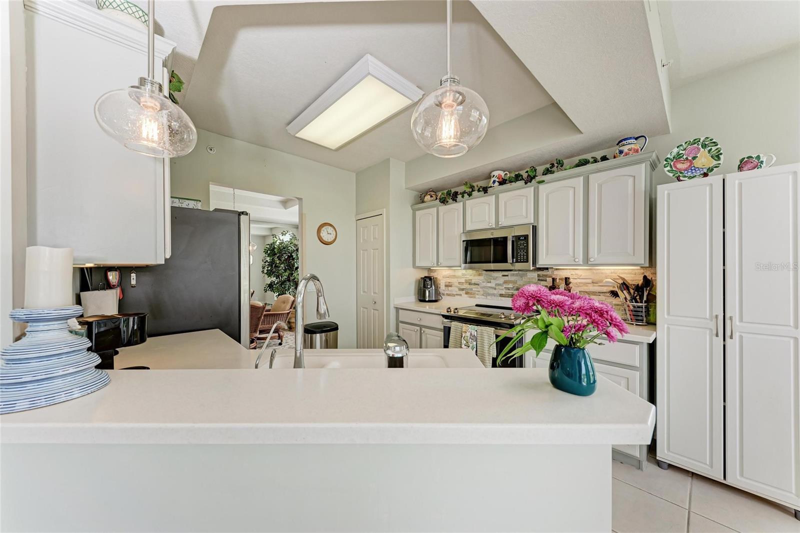 Image 11 of 77 For 23261 Banbury Way 501