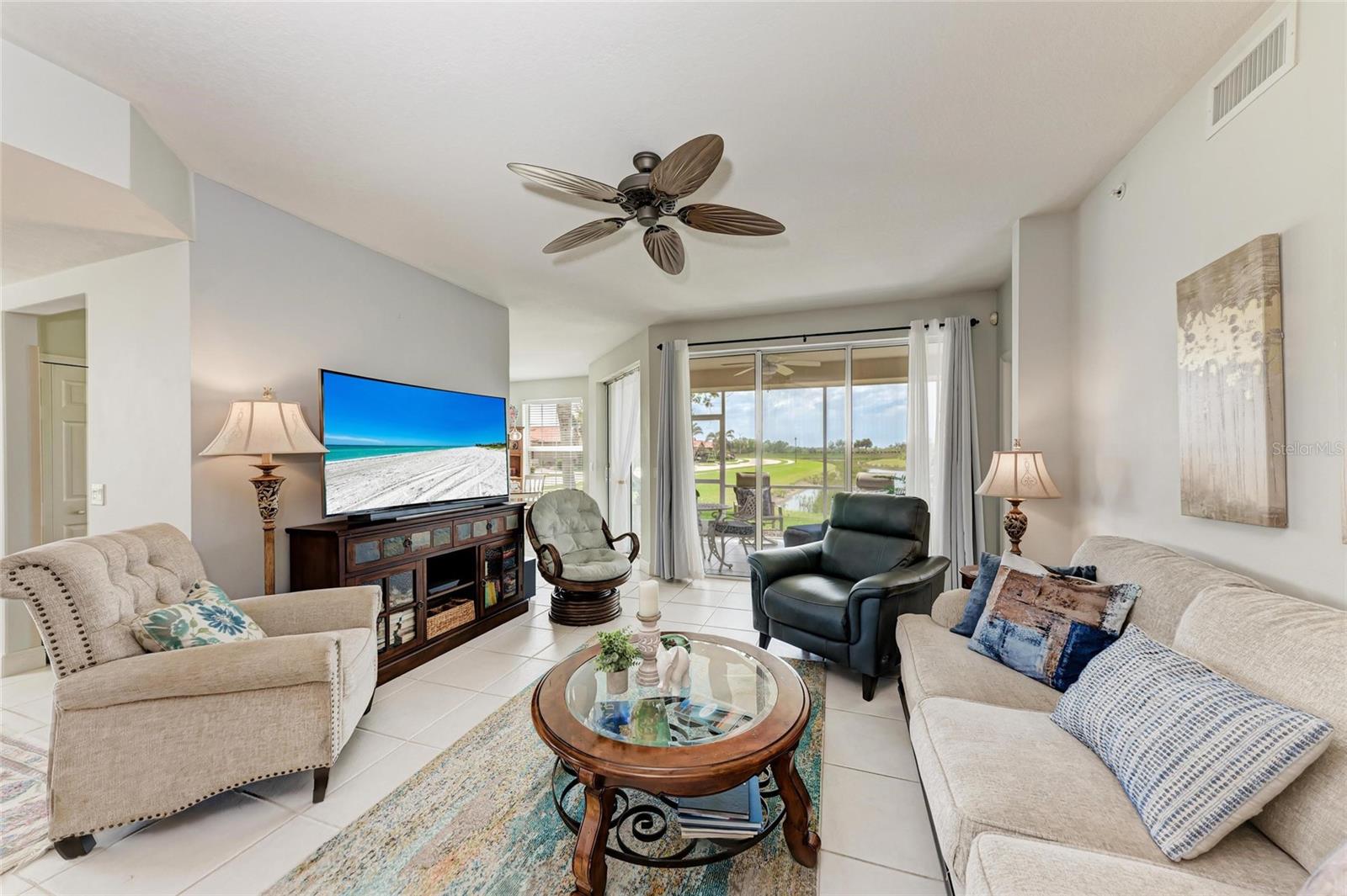 Image 5 of 77 For 23261 Banbury Way 501