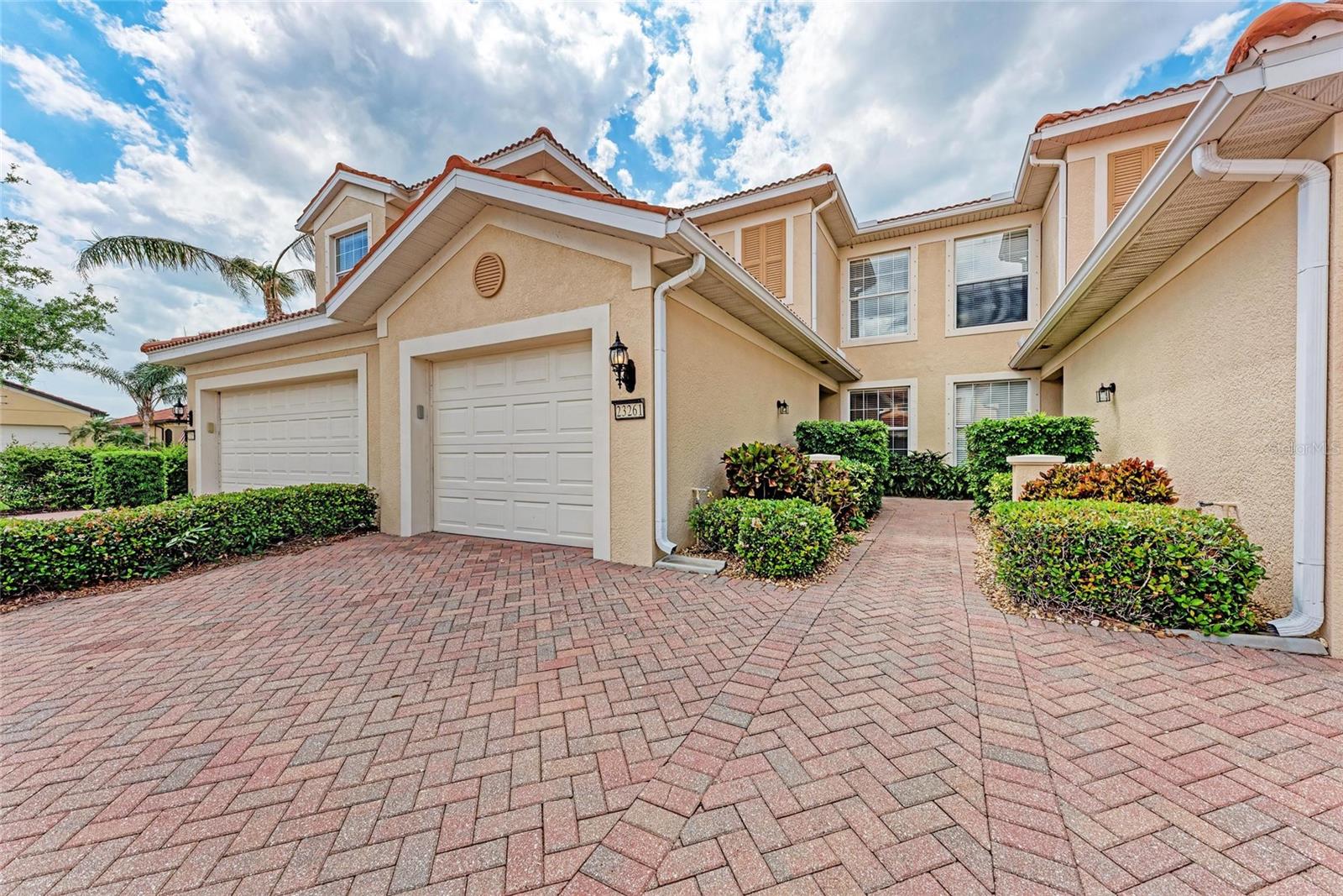 Image 71 of 77 For 23261 Banbury Way 501