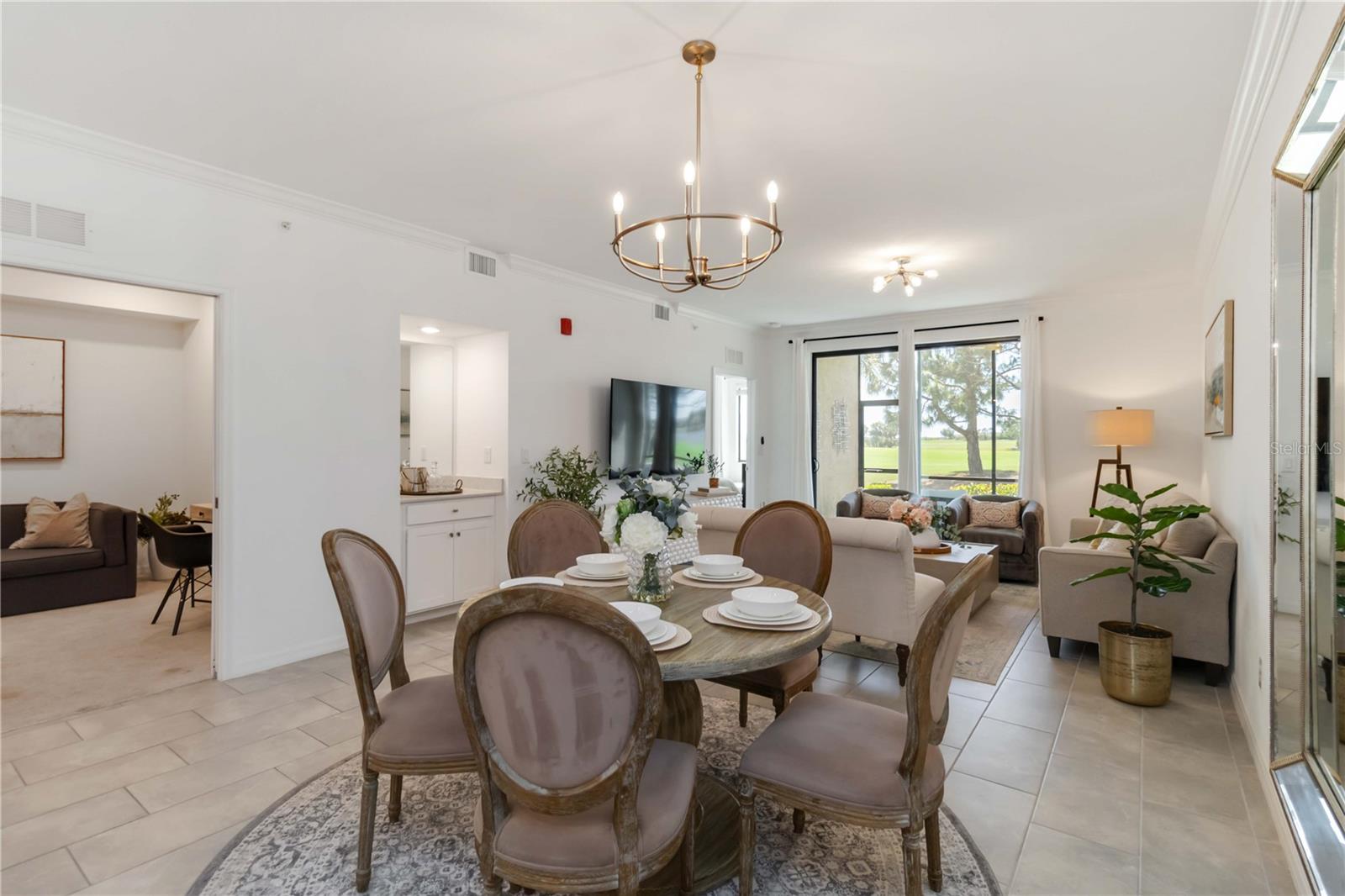 Image 11 of 27 For 5664 Palmer Circle 102