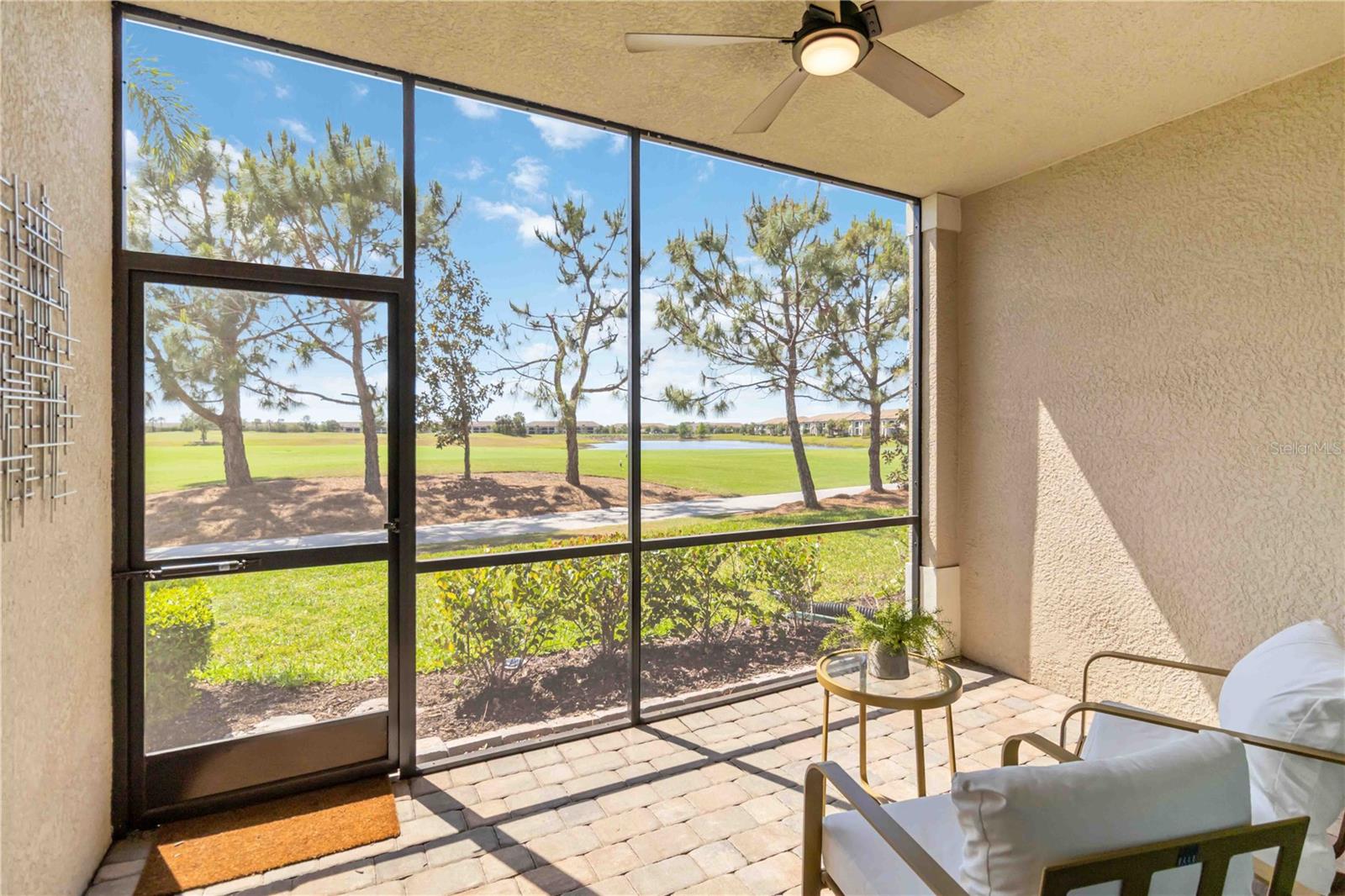 Image 12 of 27 For 5664 Palmer Circle 102