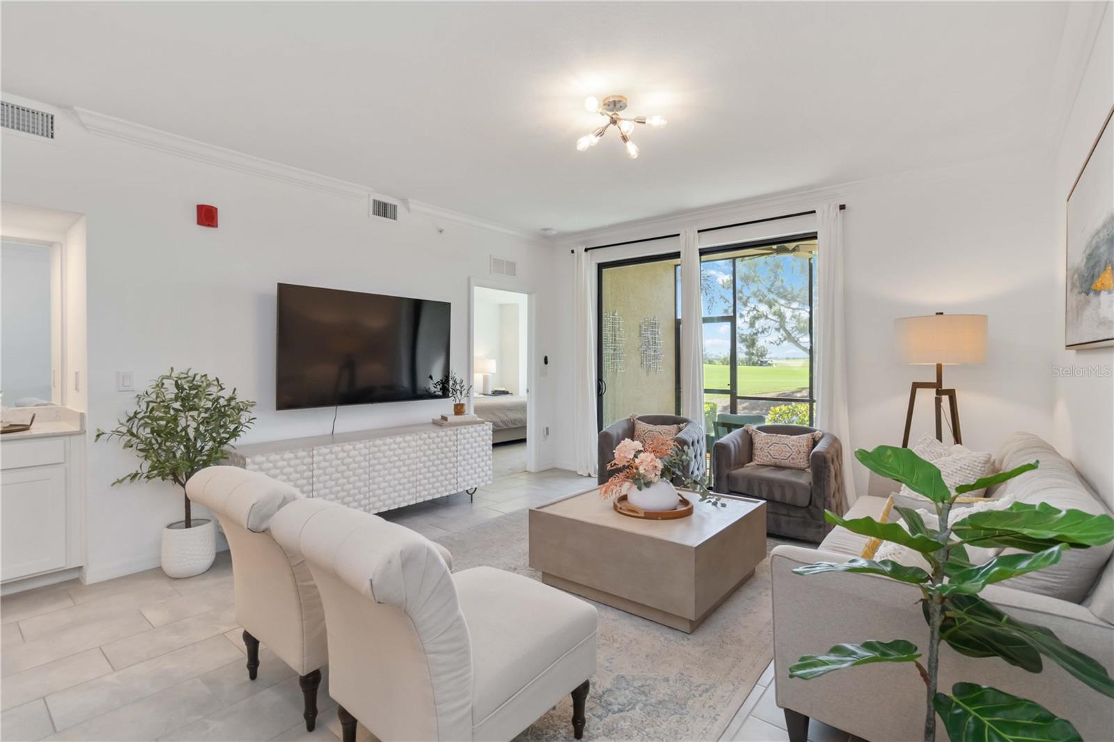 Image 14 of 27 For 5664 Palmer Circle 102