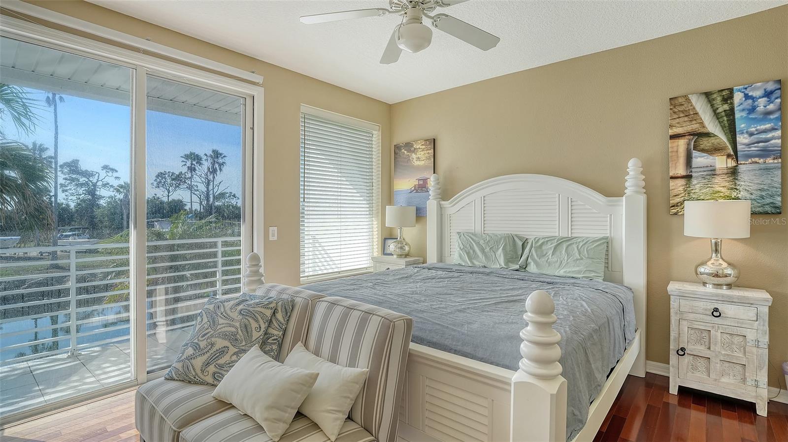 Image 24 of 43 For 8222 Harborside Circle