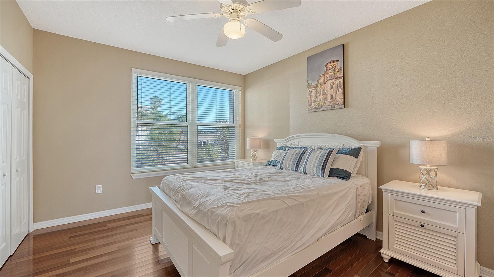 Image 29 of 43 For 8222 Harborside Circle