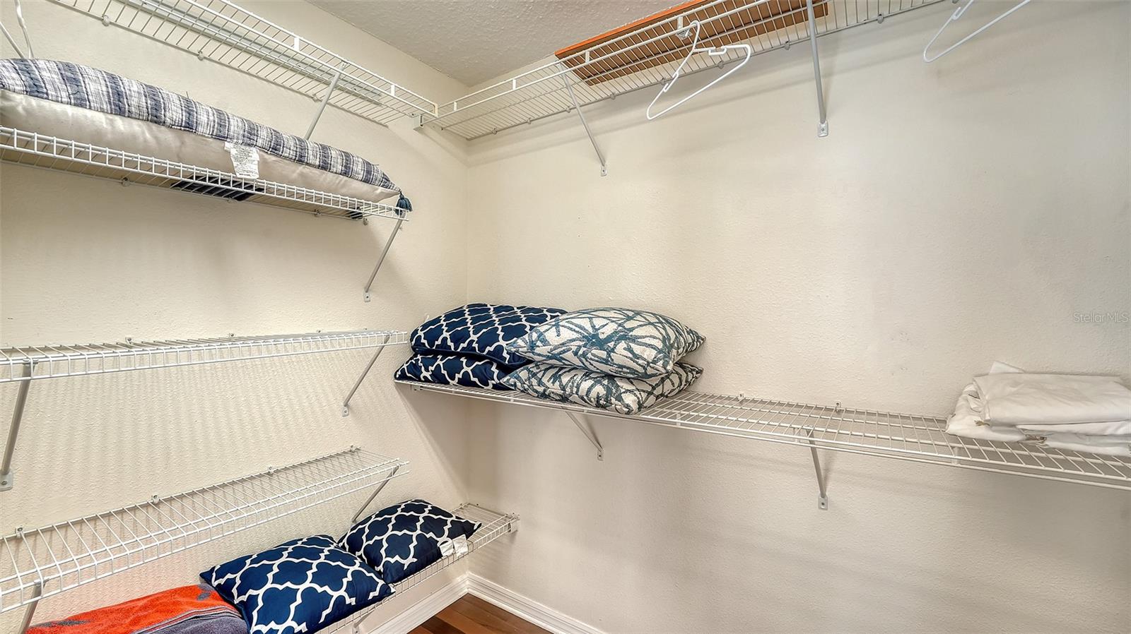 Image 37 of 43 For 8222 Harborside Circle