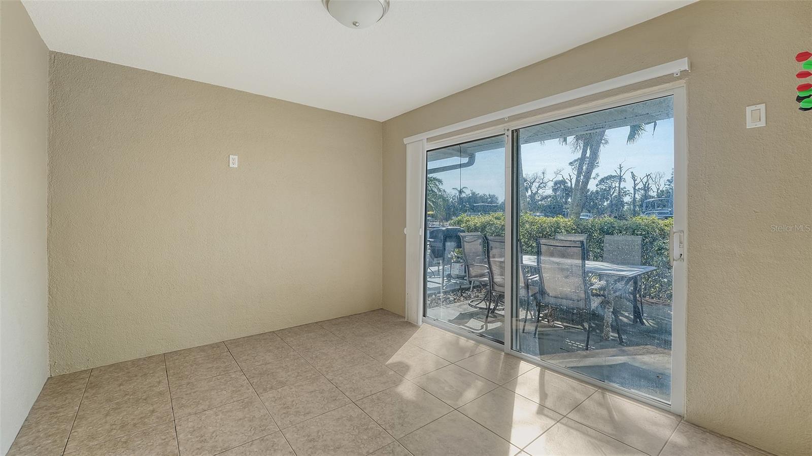 Image 39 of 43 For 8222 Harborside Circle