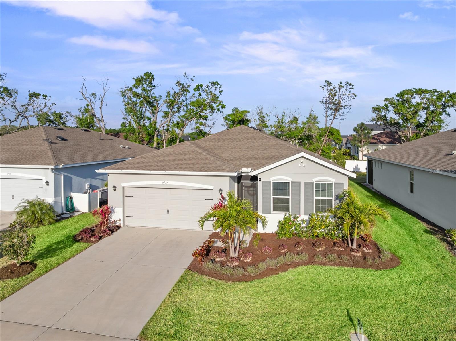 Image 2 of 32 For 5727 Oak Bridge Court