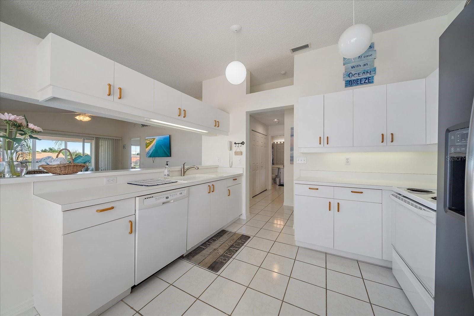 Image 12 of 45 For 4210 Caddie Drive E 201