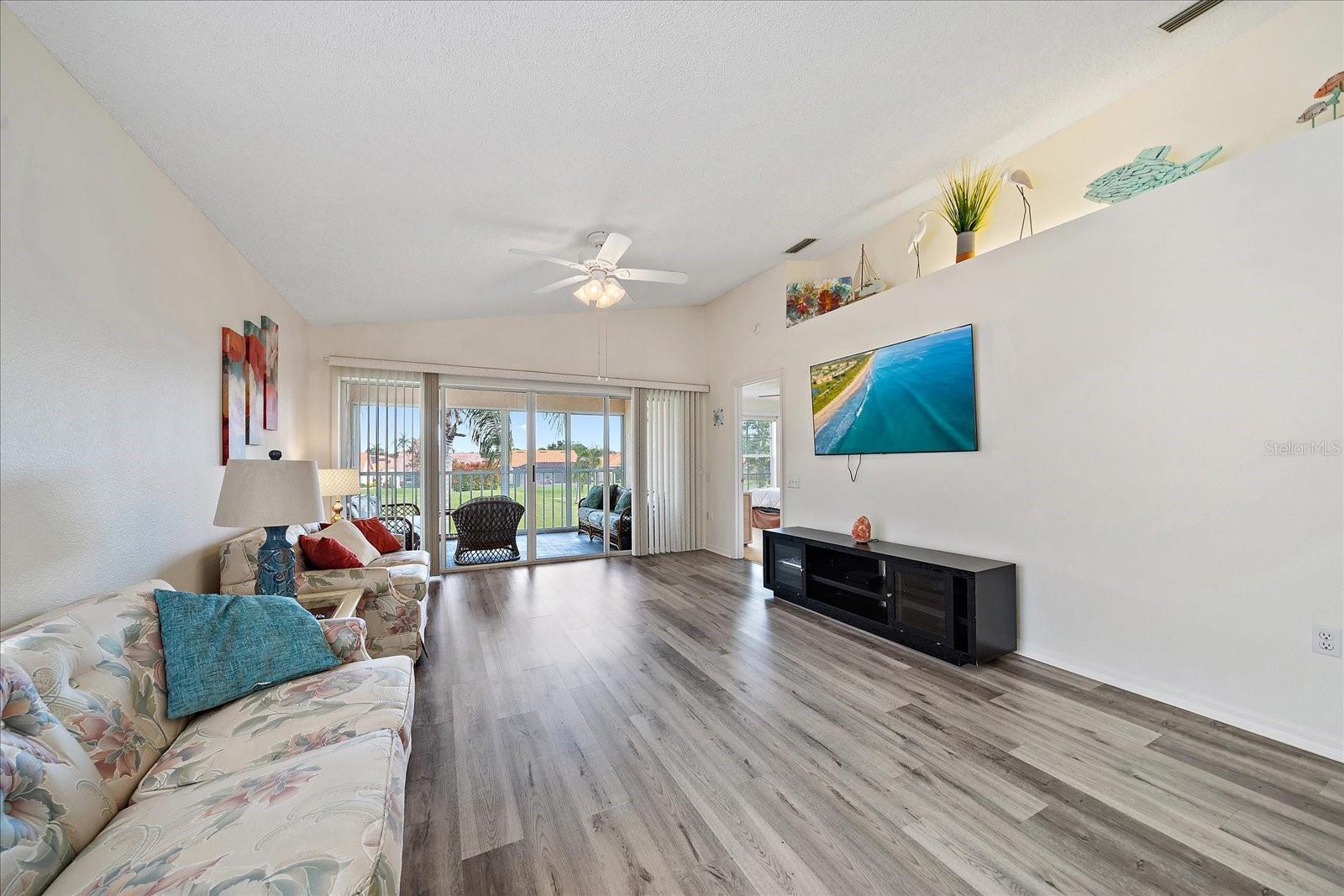 Image 16 of 45 For 4210 Caddie Drive E 201