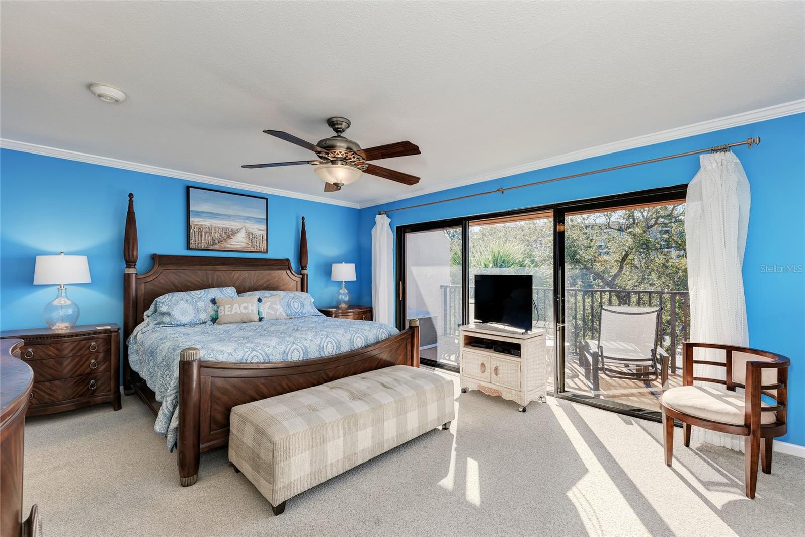 Listing photo id 17 for 1500 Cove Ii Place 524