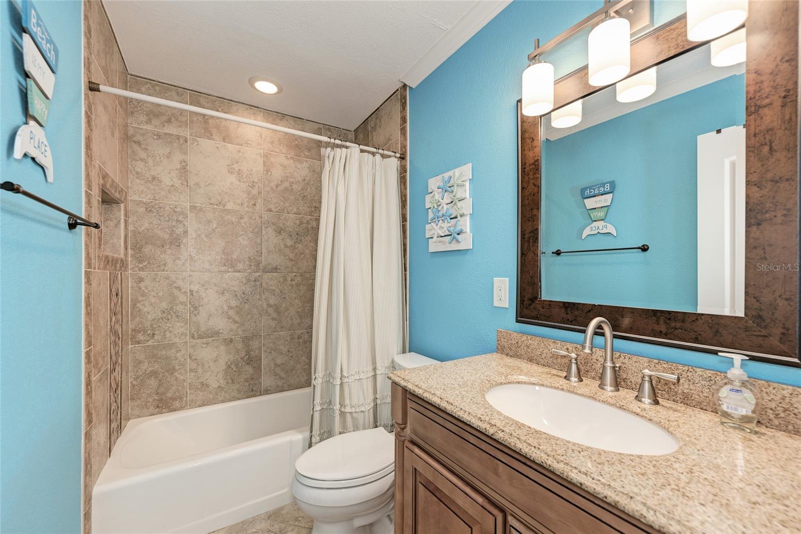Listing photo id 26 for 1500 Cove Ii Place 524