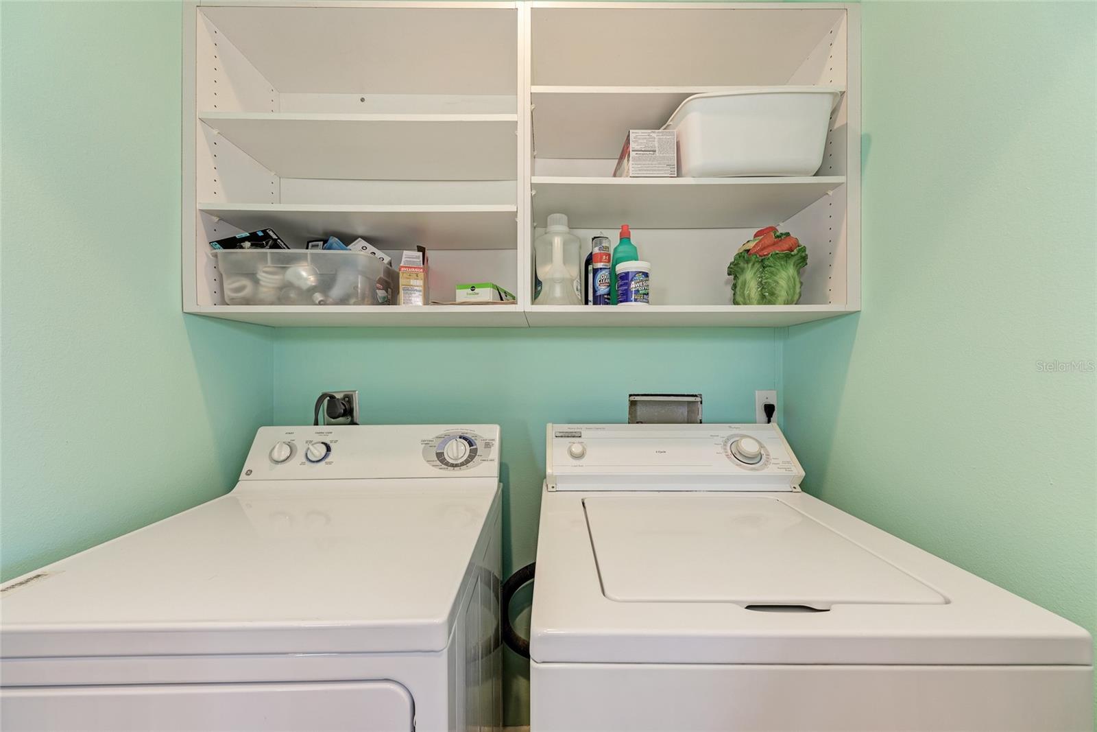 Listing photo id 30 for 1500 Cove Ii Place 524