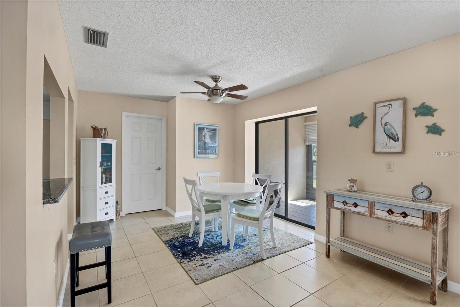 Image 11 of 24 For 1759 Lake Place 1759-b