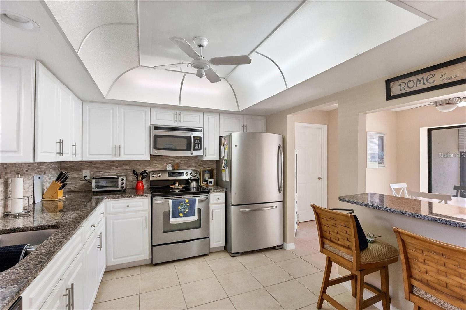 Image 9 of 24 For 1759 Lake Place 1759-b