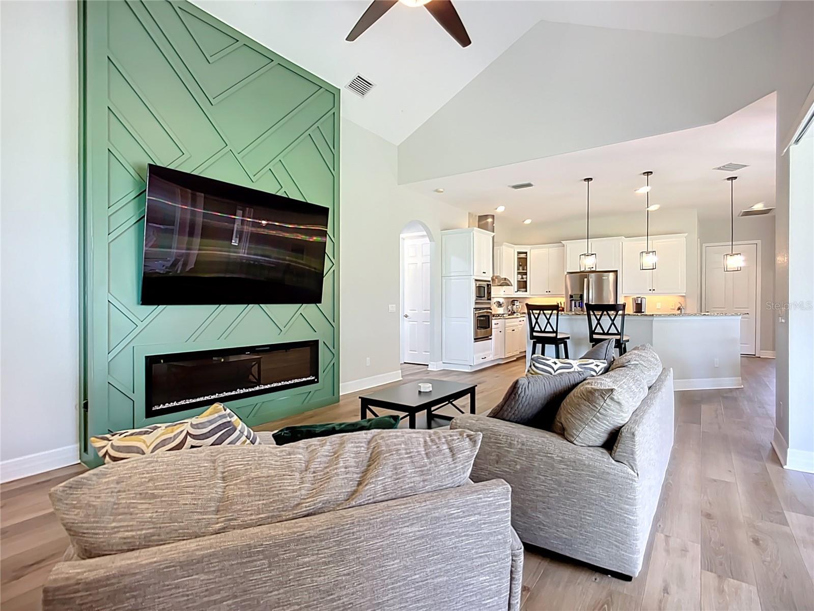 Image 31 of 88 For 12628 Daisy Place