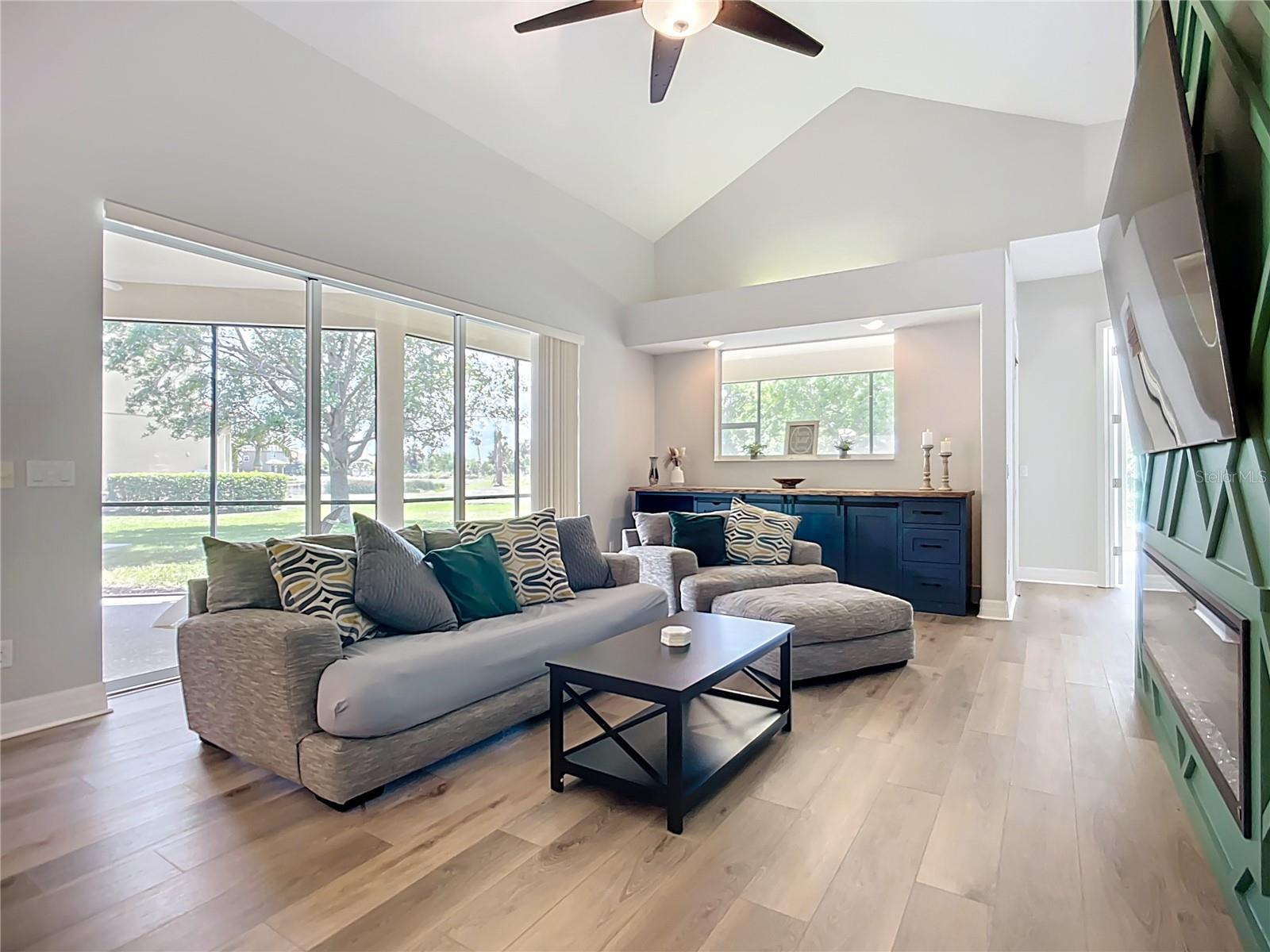 Image 32 of 88 For 12628 Daisy Place