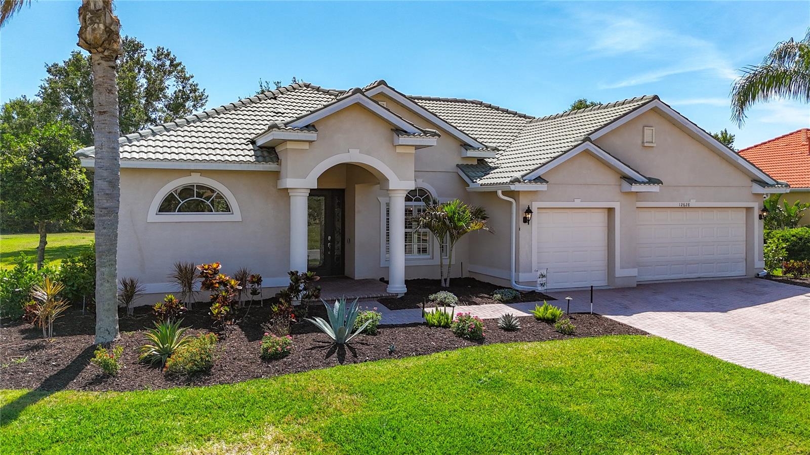 Image 7 of 88 For 12628 Daisy Place