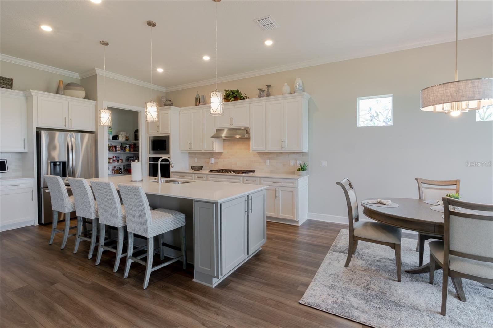 Image 11 of 37 For 8752 Coastal Key Way