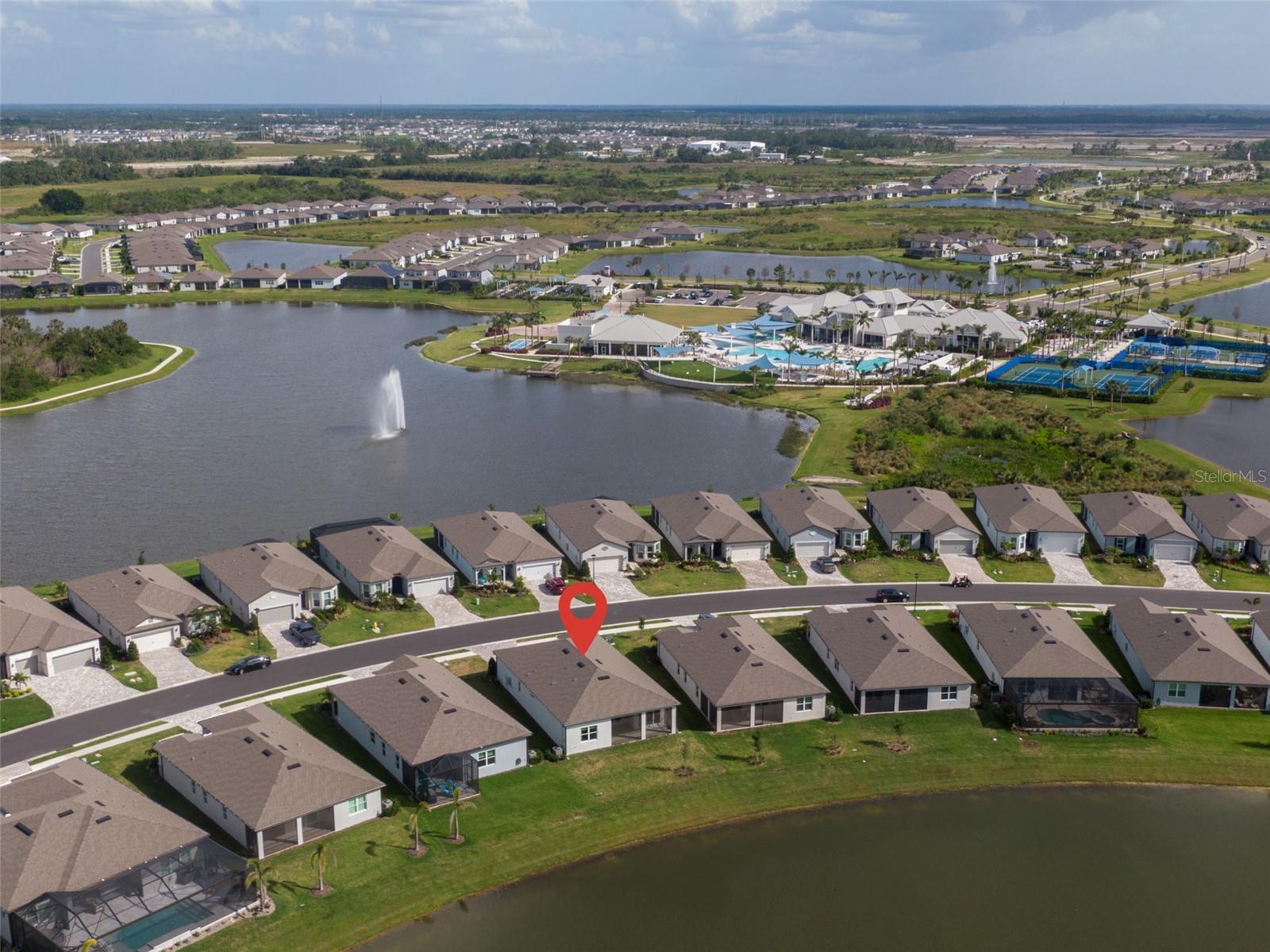 Image 2 of 37 For 8752 Coastal Key Way