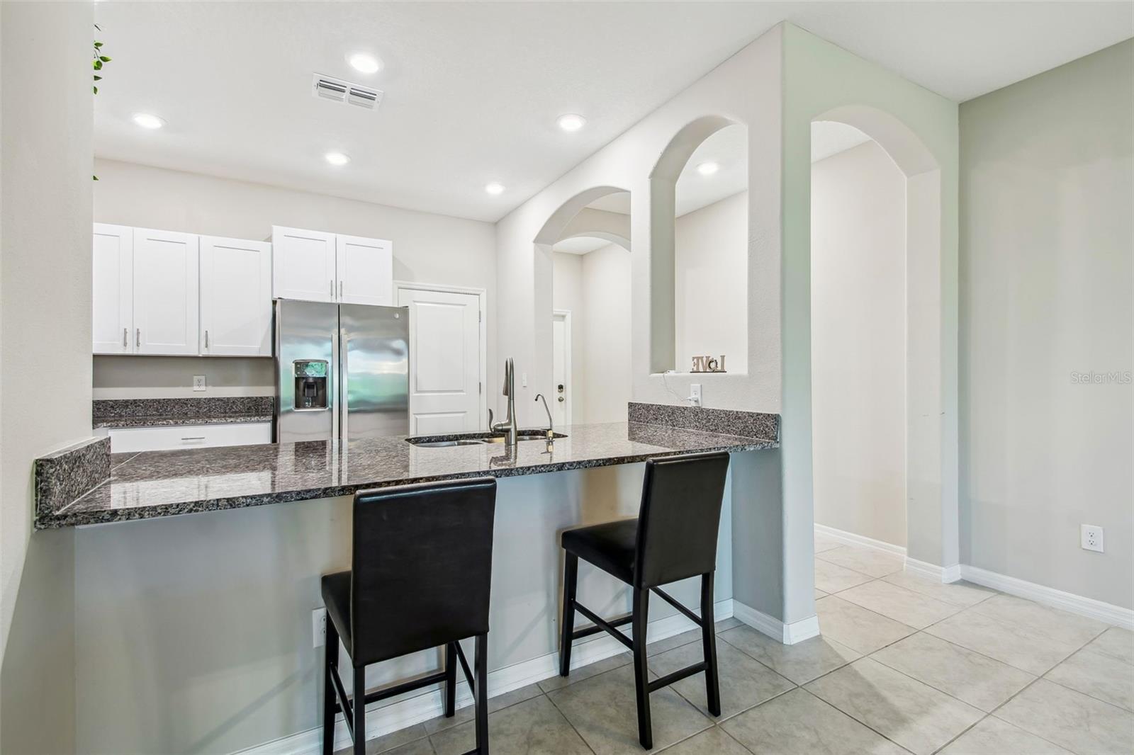 Image 5 of 39 For 633 Royal Empress Drive