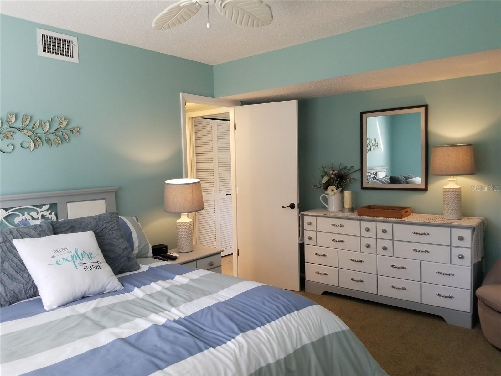 Image 40 of 72 For 5630 Golf Pointe Drive 108